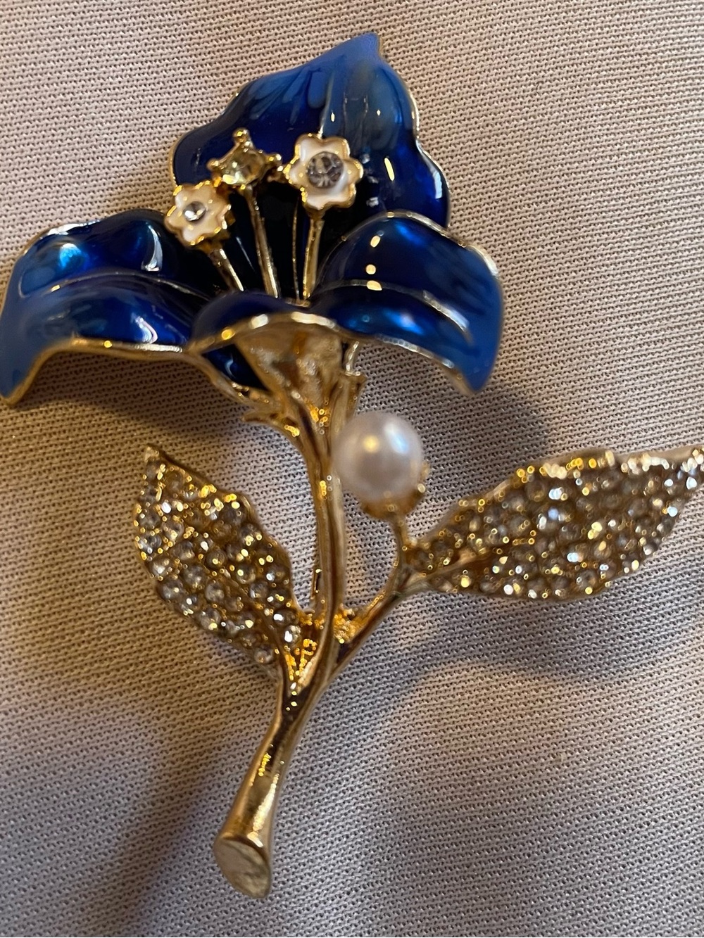 Brooch Bundle 4pc Floral Fall Umbrella Rhinestone Keychain
